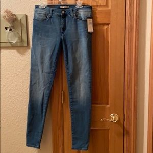 Mavi skinny jeans. NWT. Size 30.